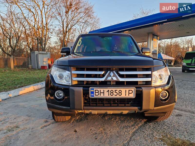 Внедорожник / Кроссовер Mitsubishi Pajero Wagon 2008 в Одессе