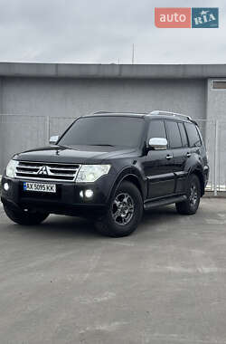 Позашляховик / Кросовер Mitsubishi Pajero Wagon 2007 в Києві