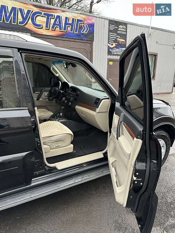 Позашляховик / Кросовер Mitsubishi Pajero Wagon 2008 в Кропивницькому