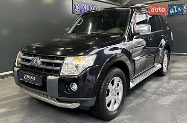 Позашляховик / Кросовер Mitsubishi Pajero Wagon 2009 в Києві