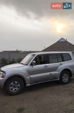 Внедорожник / Кроссовер Mitsubishi Pajero Wagon 2006 в 