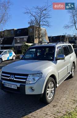 Позашляховик / Кросовер Mitsubishi Pajero Wagon 2008 в Одесі