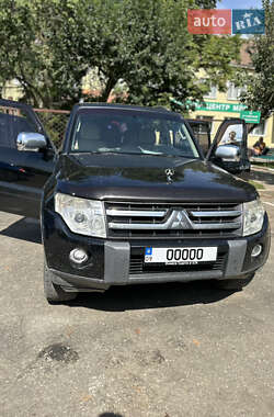 Внедорожник / Кроссовер Mitsubishi Pajero Wagon 2007 в Перегинском