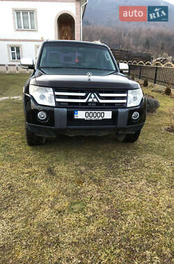 Позашляховик / Кросовер Mitsubishi Pajero Wagon 2007 в 