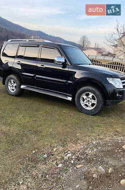 Позашляховик / Кросовер Mitsubishi Pajero Wagon 2007 в 
