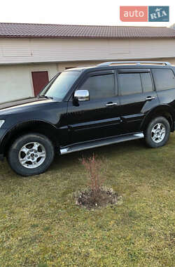 Позашляховик / Кросовер Mitsubishi Pajero Wagon 2007 в 