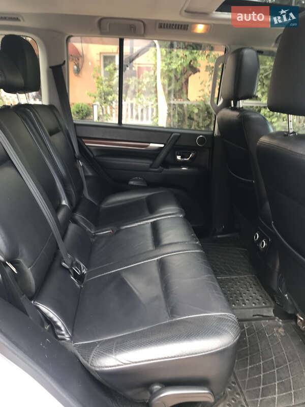 Внедорожник / Кроссовер Mitsubishi Pajero Wagon 2008 в Черновцах