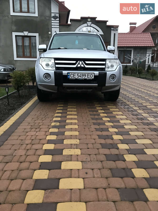 Внедорожник / Кроссовер Mitsubishi Pajero Wagon 2008 в Черновцах