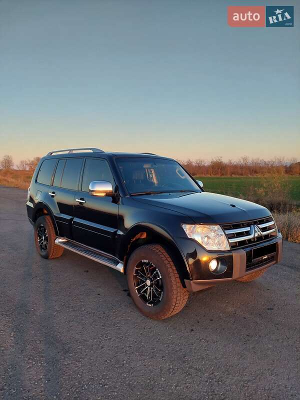 Позашляховик / Кросовер Mitsubishi Pajero Wagon 2008 в Вознесенську