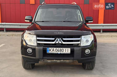 Внедорожник / Кроссовер Mitsubishi Pajero Wagon 2008 в Киеве