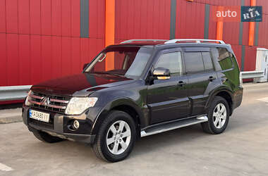 Внедорожник / Кроссовер Mitsubishi Pajero Wagon 2008 в Киеве