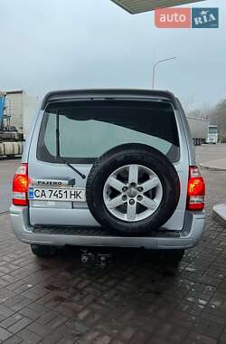 Внедорожник / Кроссовер Mitsubishi Pajero Wagon 2006 в 