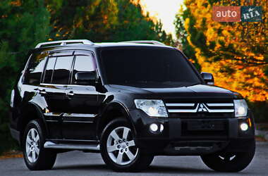 Внедорожник / Кроссовер Mitsubishi Pajero Wagon 2009 в Днепре