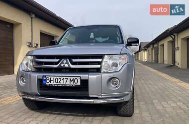 Внедорожник / Кроссовер Mitsubishi Pajero Wagon 2008 в Измаиле