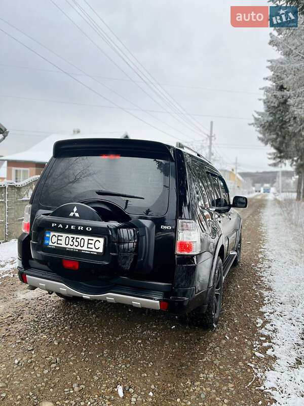 Позашляховик / Кросовер Mitsubishi Pajero Wagon 2013 в Чернівцях