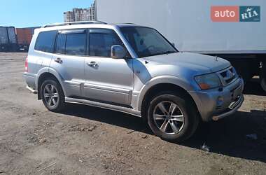 Позашляховик / Кросовер Mitsubishi Pajero Wagon 2005 в Києві