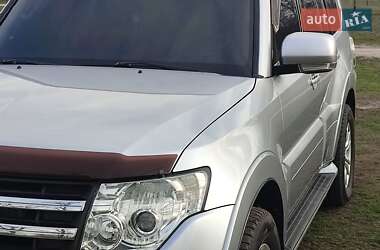 Внедорожник / Кроссовер Mitsubishi Pajero Wagon 2007 в 