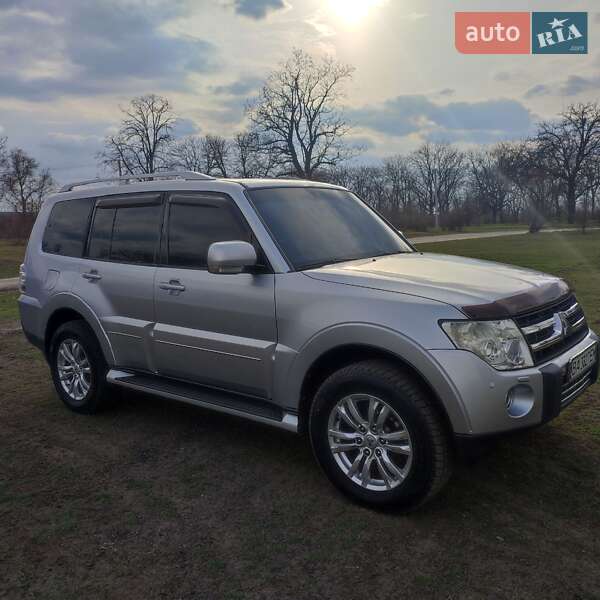 Позашляховик / Кросовер Mitsubishi Pajero Wagon 2007 в Кропивницькому