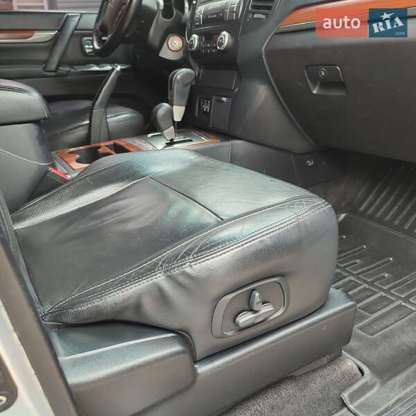 Позашляховик / Кросовер Mitsubishi Pajero Wagon 2007 в Кропивницькому
