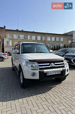 Внедорожник / Кроссовер Mitsubishi Pajero Wagon 2007 в 