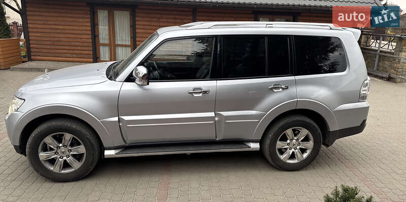 Mitsubishi Pajero Wagon 2008