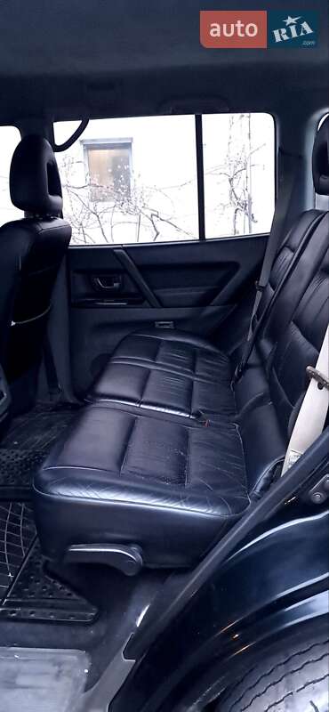 Внедорожник / Кроссовер Mitsubishi Pajero Wagon 2006 в Запорожье