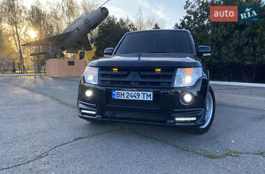 Внедорожник / Кроссовер Mitsubishi Pajero Wagon 2007 в 