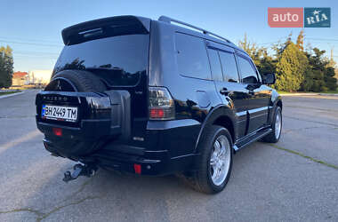 Внедорожник / Кроссовер Mitsubishi Pajero Wagon 2007 в 