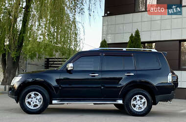 Внедорожник / Кроссовер Mitsubishi Pajero Wagon 2007 в 