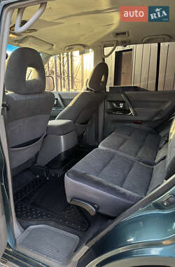 Внедорожник / Кроссовер Mitsubishi Pajero Wagon 2004 в 