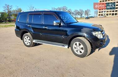 Внедорожник / Кроссовер Mitsubishi Pajero Wagon 2008 в 