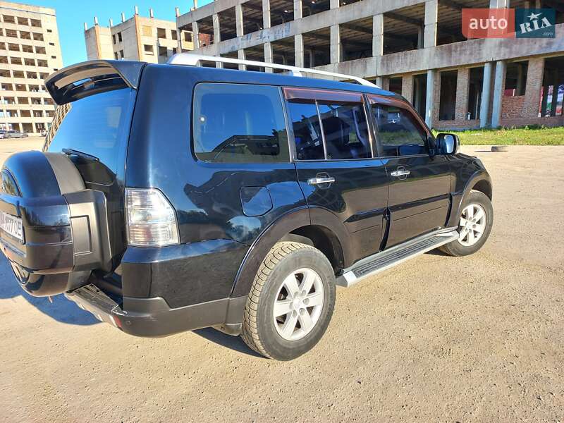 Внедорожник / Кроссовер Mitsubishi Pajero Wagon 2008 в Тернополе