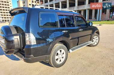 Внедорожник / Кроссовер Mitsubishi Pajero Wagon 2008 в 