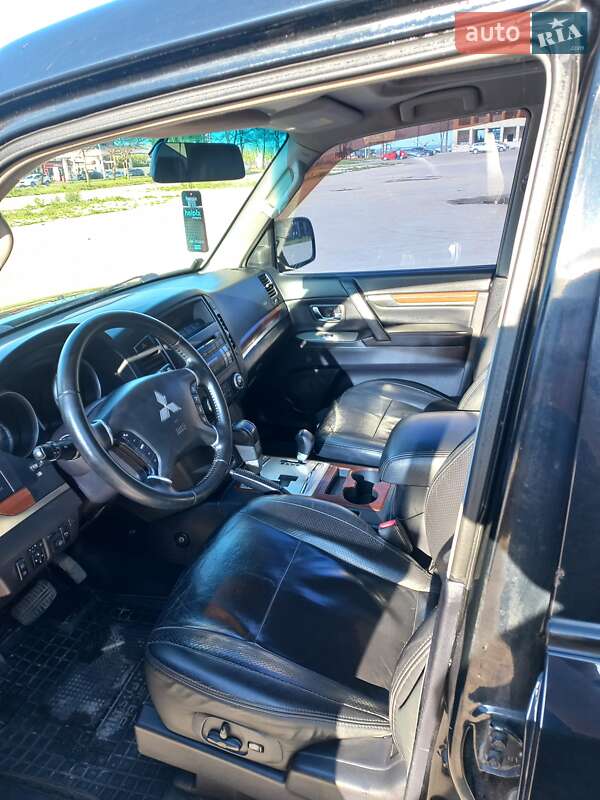 Внедорожник / Кроссовер Mitsubishi Pajero Wagon 2008 в Тернополе