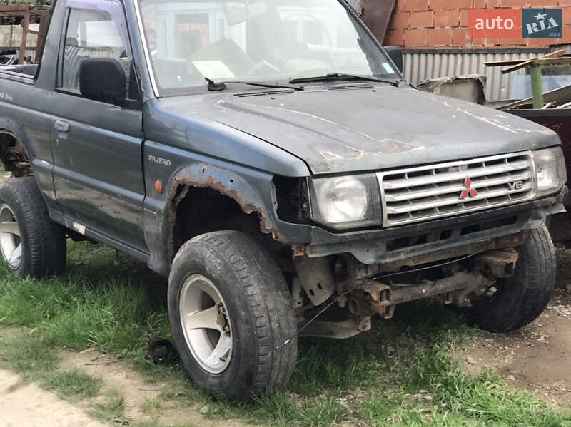 Mitsubishi Pajero Wagon 2001
