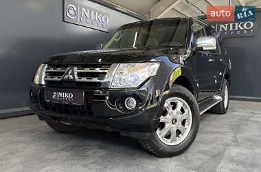 Внедорожник / Кроссовер Mitsubishi Pajero Wagon 2012 в Киеве