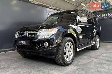 Внедорожник / Кроссовер Mitsubishi Pajero Wagon 2012 в 