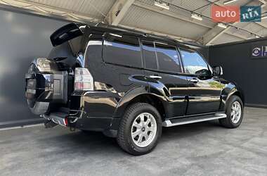Внедорожник / Кроссовер Mitsubishi Pajero Wagon 2012 в 