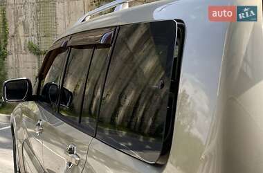 Позашляховик / Кросовер Mitsubishi Pajero Wagon 2007 в 