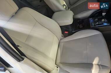 Внедорожник / Кроссовер Mitsubishi Pajero Wagon 2013 в 