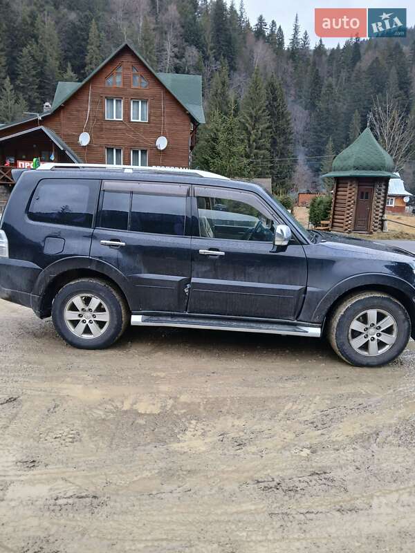 Внедорожник / Кроссовер Mitsubishi Pajero Wagon 2007 в Ивано-Франковске