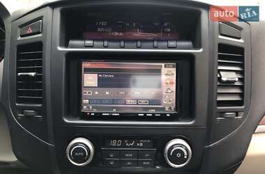Внедорожник / Кроссовер Mitsubishi Pajero Wagon 2007 в 