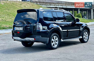 Внедорожник / Кроссовер Mitsubishi Pajero Wagon 2007 в 