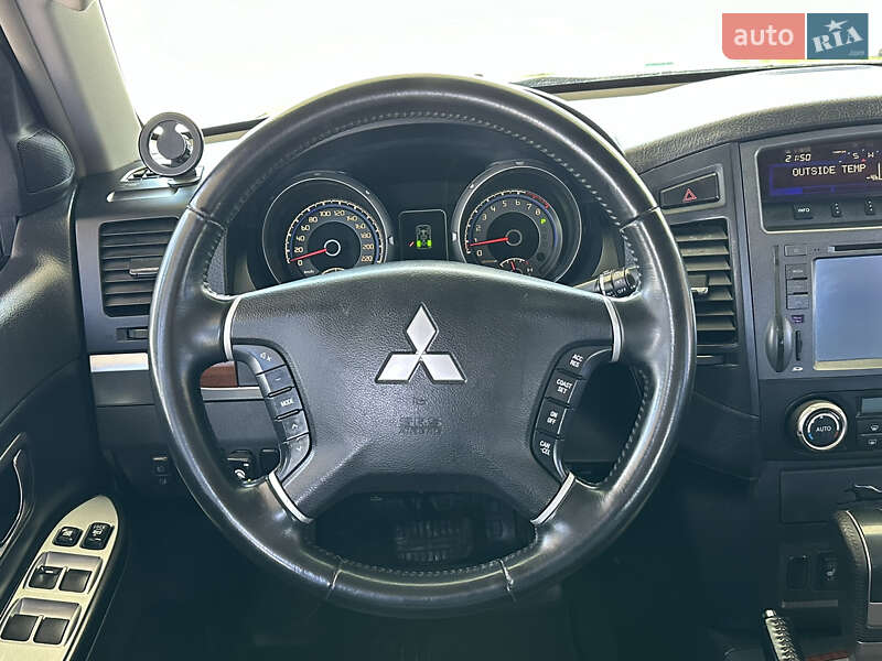 Внедорожник / Кроссовер Mitsubishi Pajero Wagon 2007 в Днепре