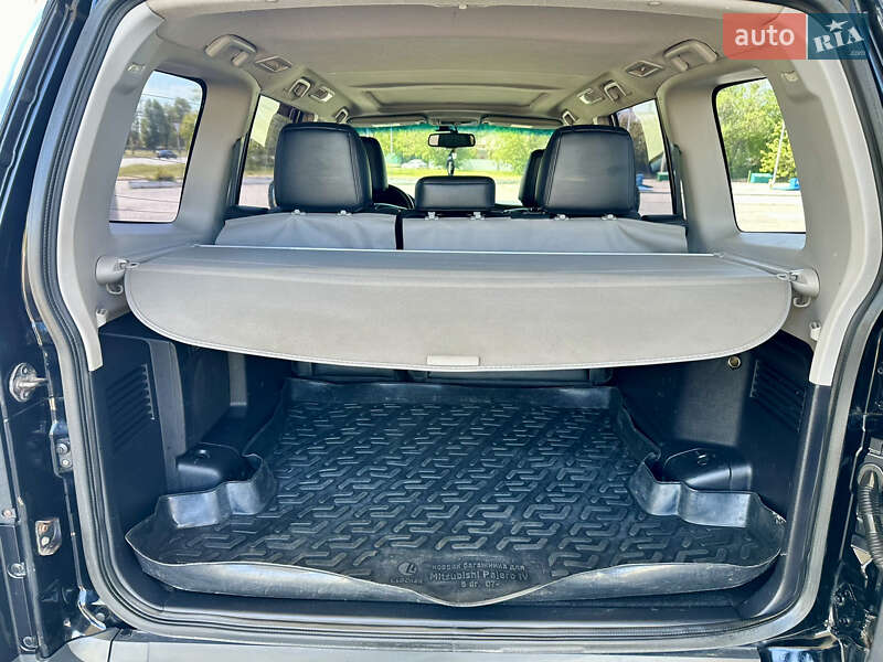 Внедорожник / Кроссовер Mitsubishi Pajero Wagon 2007 в Днепре