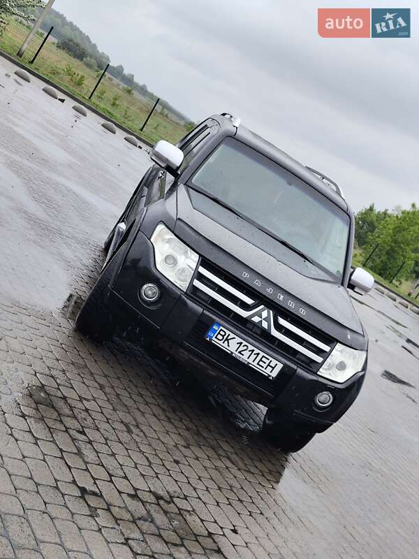Mitsubishi Pajero Wagon 2007