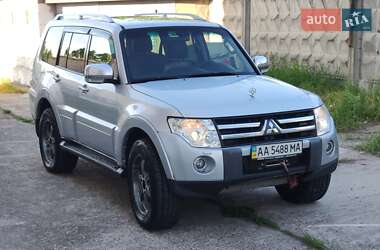 Позашляховик / Кросовер Mitsubishi Pajero Wagon 2008 в Києві
