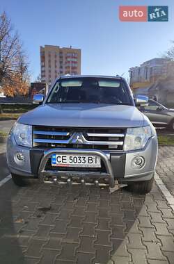 Позашляховик / Кросовер Mitsubishi Pajero Wagon 2011 в 