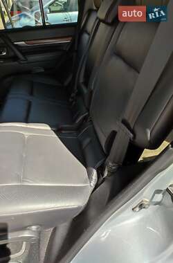 Позашляховик / Кросовер Mitsubishi Pajero Wagon 2011 в 