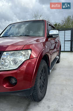 Внедорожник / Кроссовер Mitsubishi Pajero Wagon 2007 в 